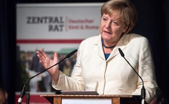 Kardynał Marx poparł politykę migracyjną Angeli Merkel