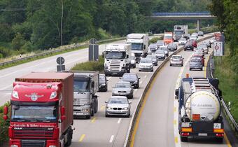 Polska przeciwna dodatkowym barierom w transporcie drogowym w UE