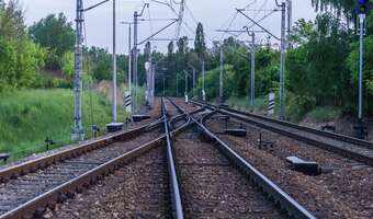 Tajemnicza awaria kolejowa na Mazowszu. „Były wybuchy”