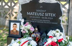 Polski żołnierz Mateusz Sitek / autor: Fratria