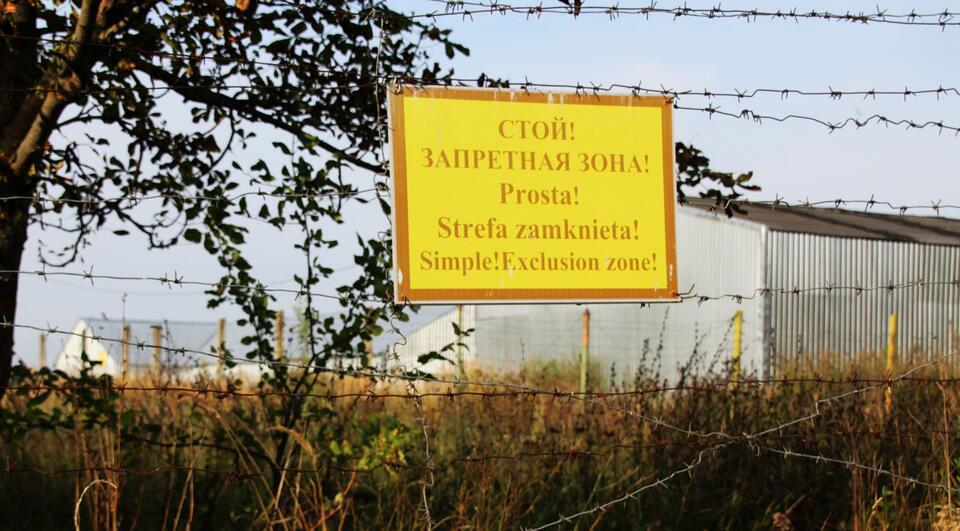 Smolensk, Russia. The wreckage of the Polish Air Force Tu-154M has remained on the Smolensk airfield for over eight years  / autor: wPolityce.pl