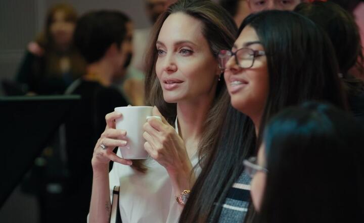 Angelina Jolie, BBC i Microsoft Education edukują młodzież