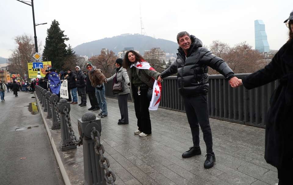 autor: PAP/EPA/DAVID MDZINARISHVILI