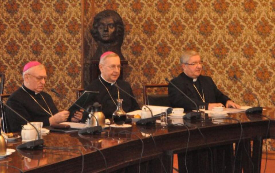 Strona kościelna w Komisji Wspólnej Rządu i Episkopatu / fot. MSW