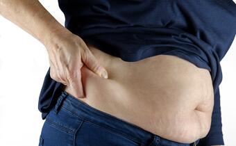 Wzrost masy ciała w czasie miesiączki? Spokojnie, to nie tłuszcz