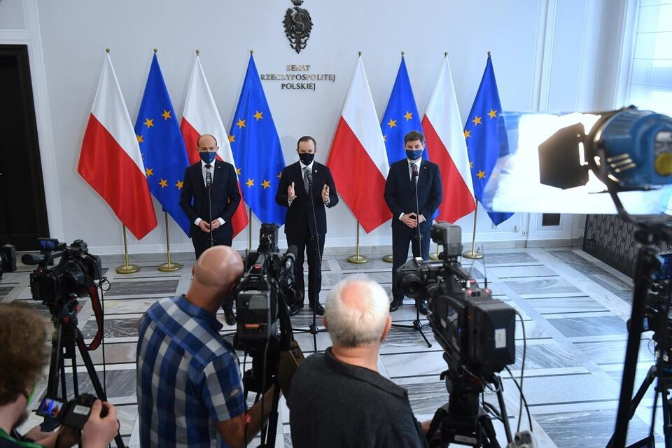 Tomasz Grodzki, Borys Budka, Jan Grabiec / autor: PAP/Radek Pietruszka