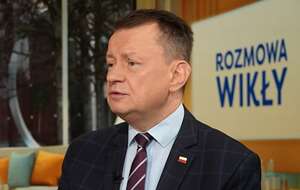Na zdjęciu Mariusz Błaszczak na antenie Telewizji wPolsce24 / autor: Telewizja wPolsce24