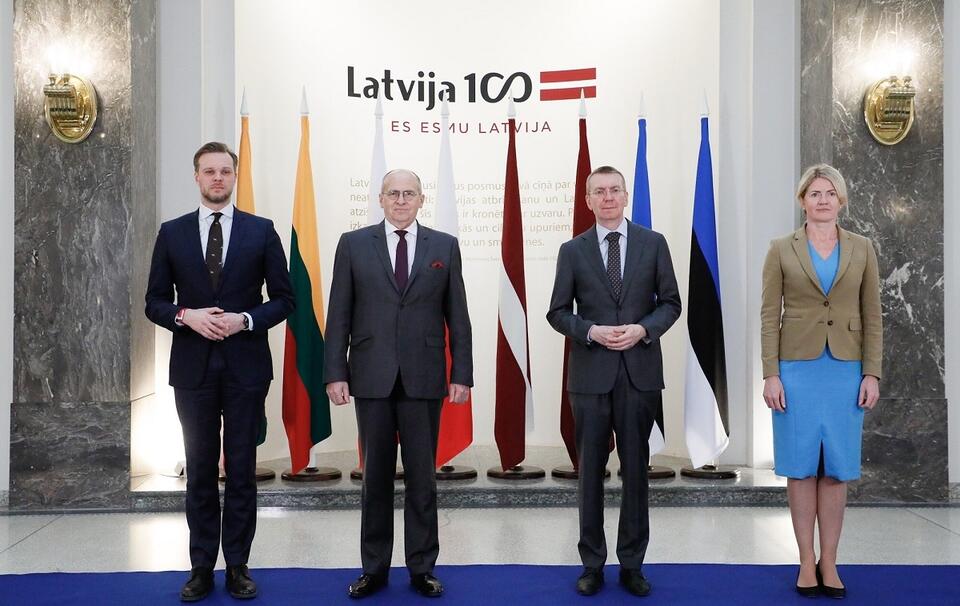 Minister Zbigniew Rau na szczycie w Rydze ze swoimi odpowiednikami z krajów bałtyckich / autor: Sebastian Indra/MSZ