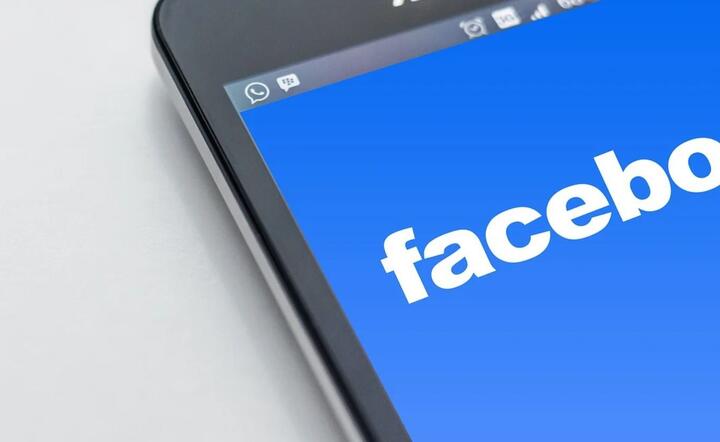 Niemcy: Facebook będzie płacił za treści dziennikarskie