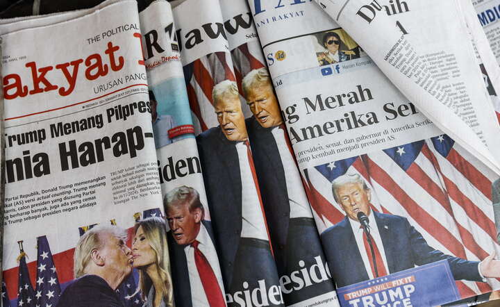 Azjatyckie gazety reagują na triumf Trumpa / autor: PAP/EPA/MAST IRHAM