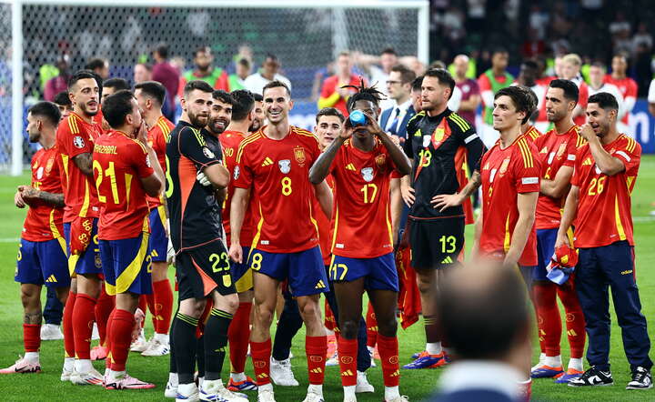 Hiszpanie mistrzami Europy! Wygrali z Anglią 2:1