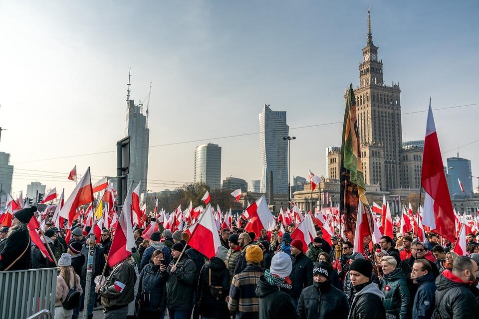 Warszawa, Rondo Dmowskiego, Marsz Niepodległości 2021 / autor: fratria 