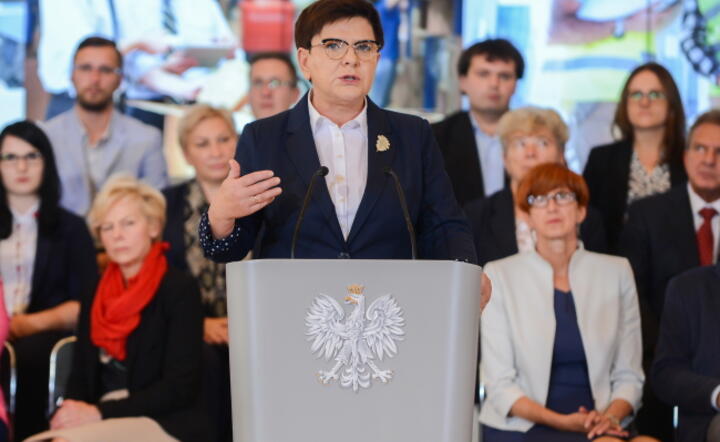 Premier RP Beata Szydło podczas wystąpienia dla mediów w KPRM / autor: PAP/Jakub Kamiński