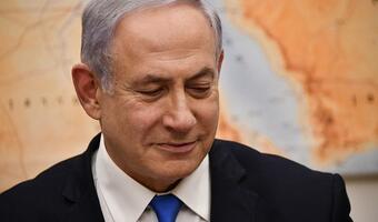 Netanjahu może pozostać premierem mimo oskarżenia