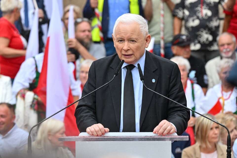 To pytanie w końcu musiało paść! Prezes PiS nie gryzie się język