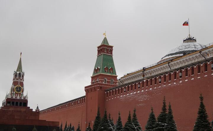 Moskwa, mury Kreml - siedziby prezydenta Federacji Rosyjskiej / autor: Pixabay
