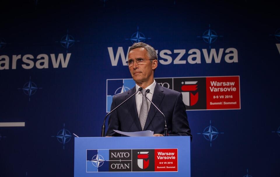Jens Stoltenberg na szczycie NATO w Warszawie, który odbył się w 2016 roku / autor: Fratria 