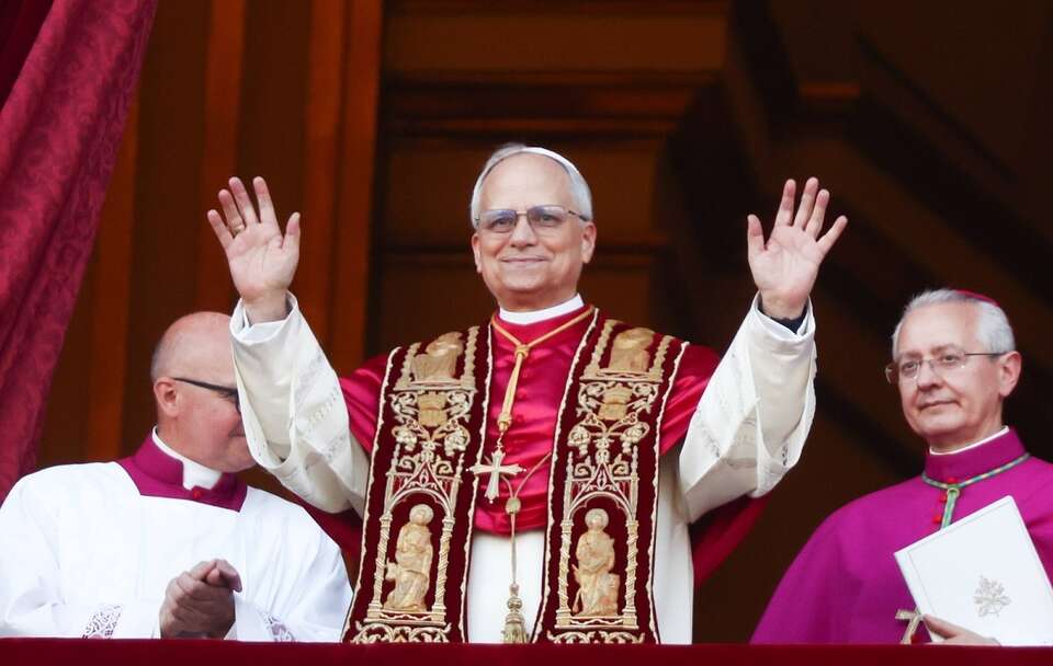 Papież Leon XIV, mianując kard. Pietro Parolina swoim legatem na obchody 800-lecia katedry w Brukseli, przypomniał, że prawdziwą świątynią Boga mają być sami wierzący. / autor: PAP/Art Service 