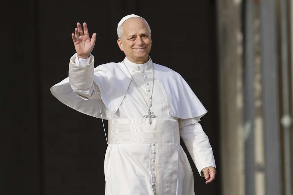 Papież Leon XIV świętuje Jubileusz Ubogich w Bazylice św. Piotra / autor: PAP/EPA