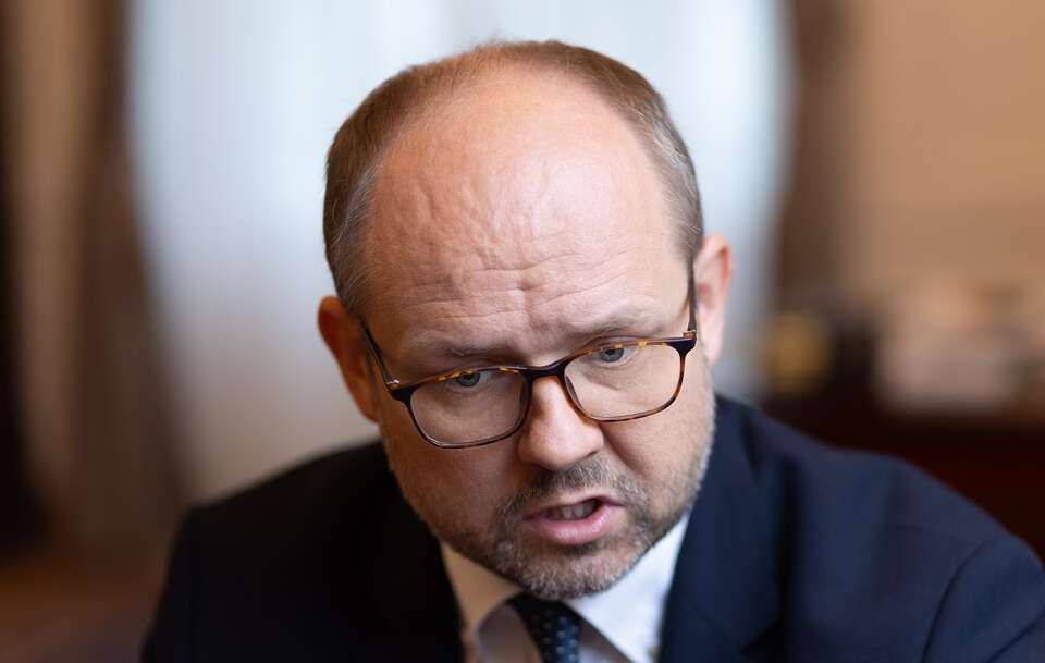 Przydacz o SAFE: Będziecie błagać Brukselę, żeby zablokowała