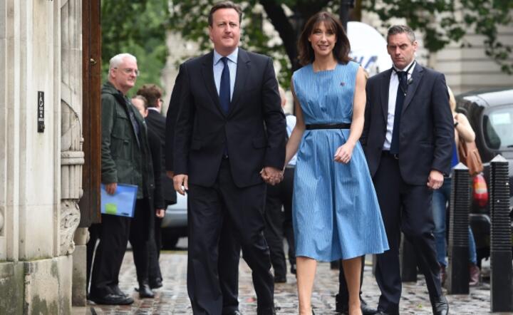 Premier David Cameron z żoną Samanthą udają się na głosowanie w referendum do lokalu w Central Methodist Hall w Londynie , fot. PAP/ EPA/FACUNDO ARRIZABALAGA