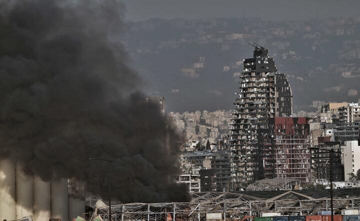 Eksplozja w Bejrucie / autor: PAP/EPA/NABIL MOUNZER