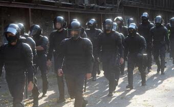 Masowe protesty i zatrzymania na Białorusi. Milicja uzbrojona po zęby