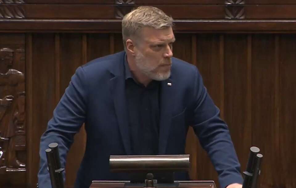 Zandberg: Ludzie mają brać chwilówki, żeby ratować życie?