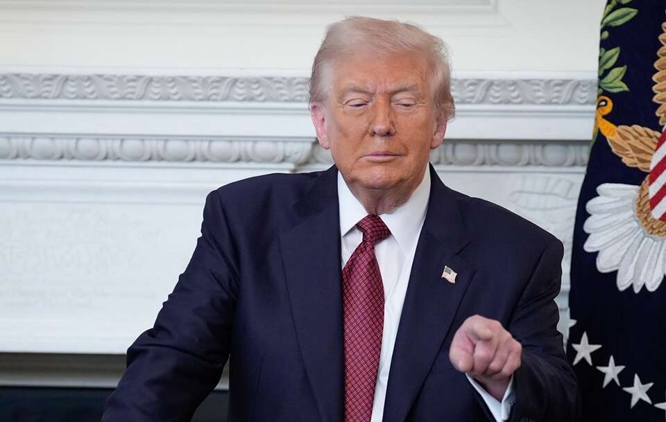 Donald Trump zaskoczył swoją diagnozą dotyczącą wyników wyborów  w Nowym Jorku. / autor: EPA/YURI GRIPAS / POOL Dostawca: PAP/EPA.