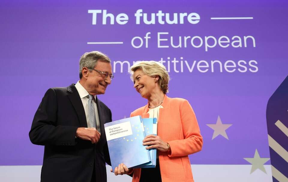 Mario Draghi i Ursula Von der Leyen / autor: PAP/EPA/OLIVIER HOSLET