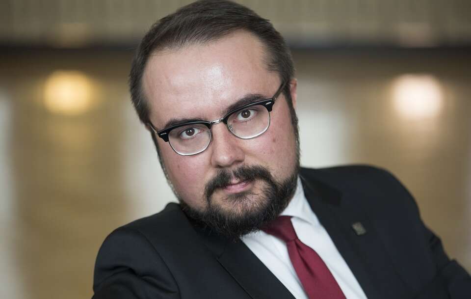 TYLKO U NAS. Jabłoński o planie pokojowym: Nierealistyczny