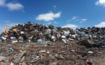 Zaniedbania w Warszawie, gigantyczne podwyżki wywozu śmieci