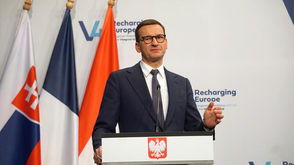 Premier Mateusz Morawiecki na szczycie V4 i Francji, Budapeszt, 13 grudnia 2021 roku / autor: wPolityce.pl