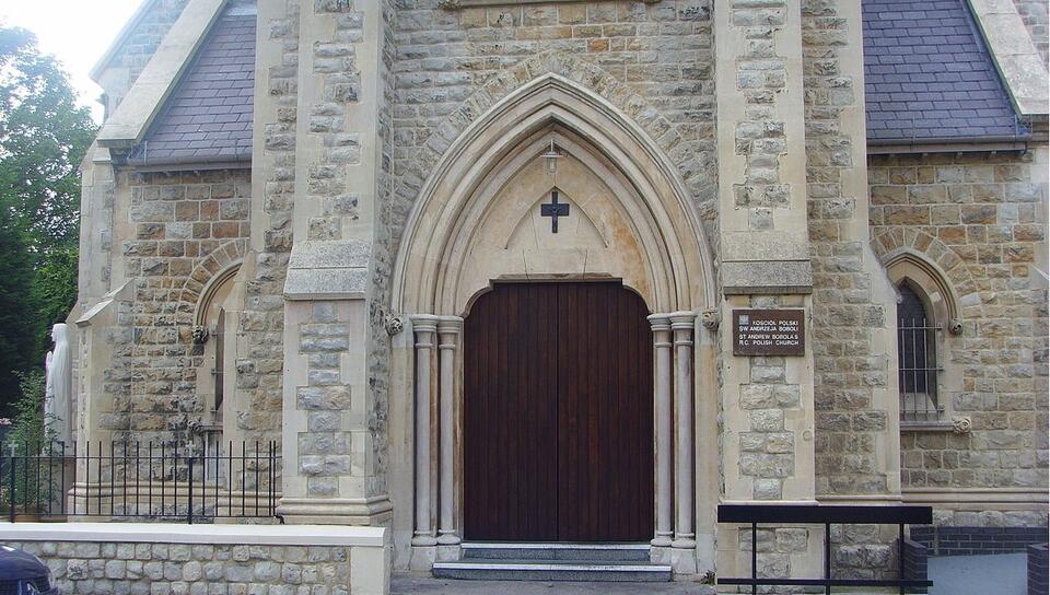 Kościół pod wezwaniem Andrzeja Boboli w Londynie / autor: Kerim44/CC BY-SA 4.0/GFDL/commons.wikimedia.org