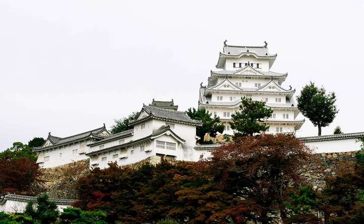 Ograniczenia mogą dotknąć zagranicznych turystów, którzy chcą zobaczyć zamek Himeji / autor: Pixabay