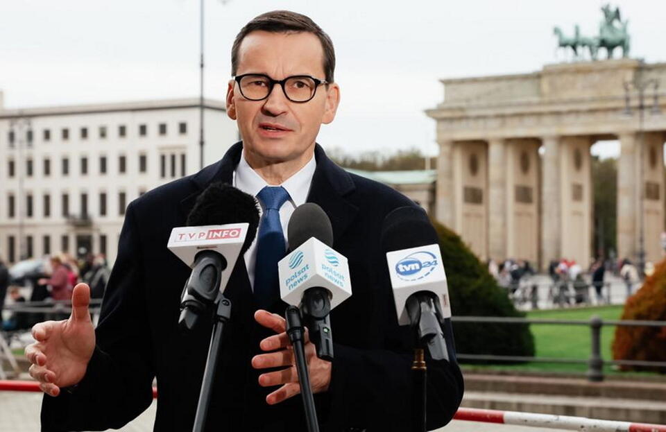 Morawiecki W Berlinie Putin Toczy Wojnę Przeciwko Europie 7282