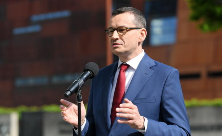 Musimy poszerzać zakres tarcz dla polskich przedsiębiorców na ratowanie miejsc pracy – stwierdził premier / autor: PAP/ Adam Warżawa