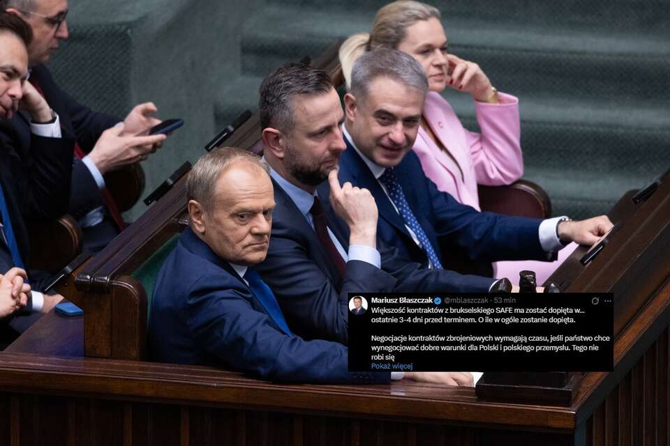 Rząd Koalicji 13 Grudnia w ławach sejmowych oraz wpis Mariusza Błaszczaka (screen z X) / autor: Fratria/X-Mariusz Błaszczak (screen)