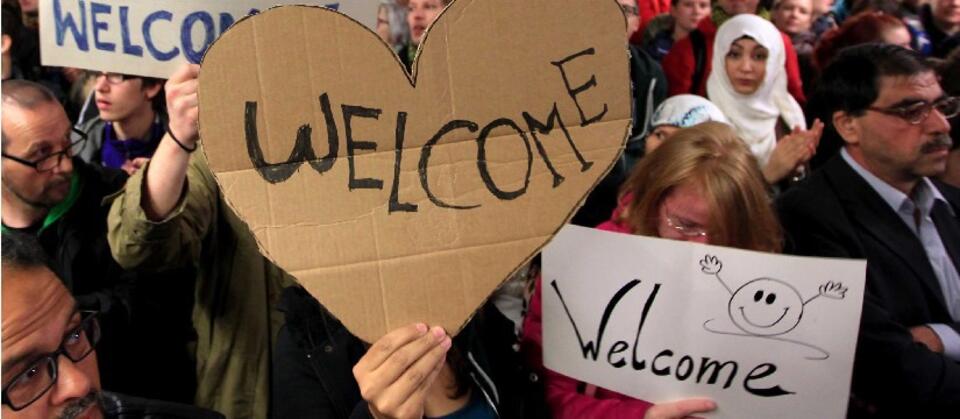 Niemcy witają uchodźców / autor: Flickr.com/thomaslindner