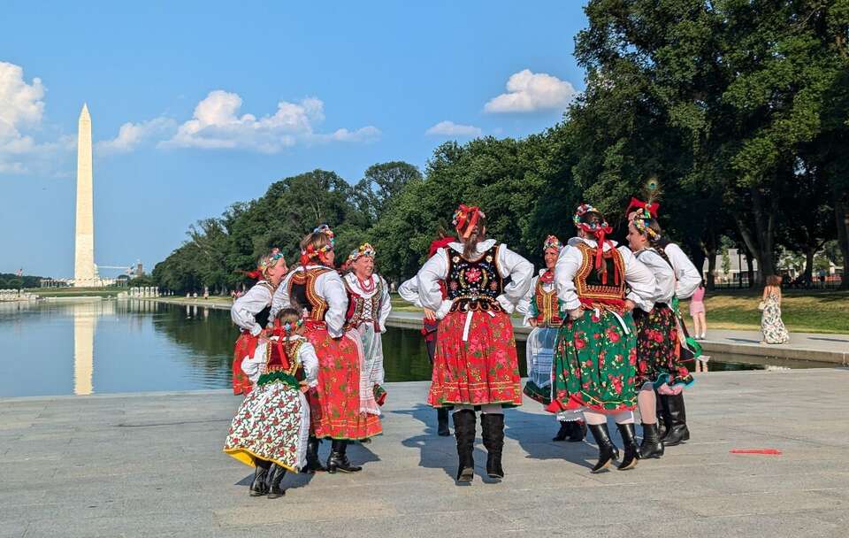 Polski festiwal wianków w centrum Waszyngtonu / autor: PAP/Oskar Górzyński