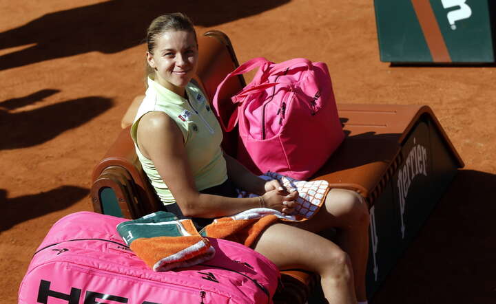 Maja Chwalińska po finałowym meczu French Open na kortach Rolanda Garrosa w Paryżu / autor: PAP/ EPA/YOAN VALAT 