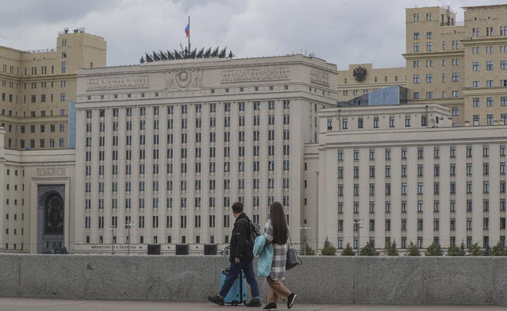 budynek rosyjskiego ministerstwa obrony / autor: fotoserwis PAP