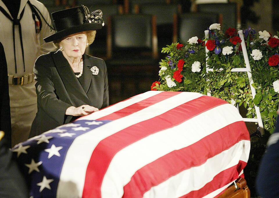 9 czerwca 2004 roku - Thatcher żegna Ronalda Reagana, PAP/EPA