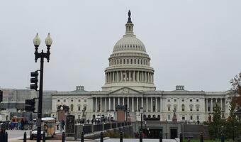 USA: Senat przegłosował gigantyczny pakiet gospodarczy