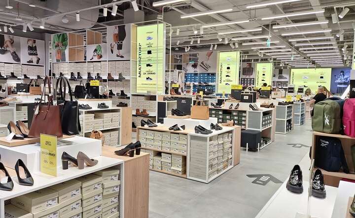 Największy wpływ na wskaźnik inflacji konsumpcyjnej miały wyższe ceny odzieży i obuwia (o 3,2 proc.) / autor: Fratria / LS