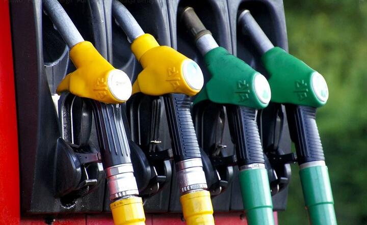 Benzyna poniżej 4 zł już się kończy  / autor: Pixabay