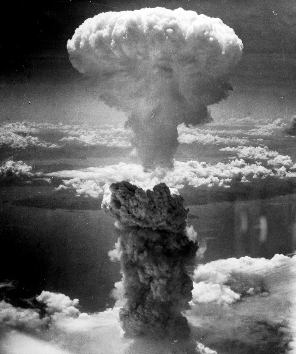 Grzyb po zrzuceniu bomby atomowej na Nagasaki. Fot. Wikipedia