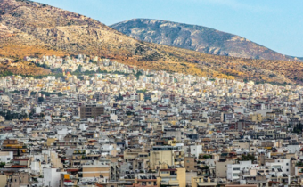 Grecja: kary finansowe dla niezaszczepionych seniorów