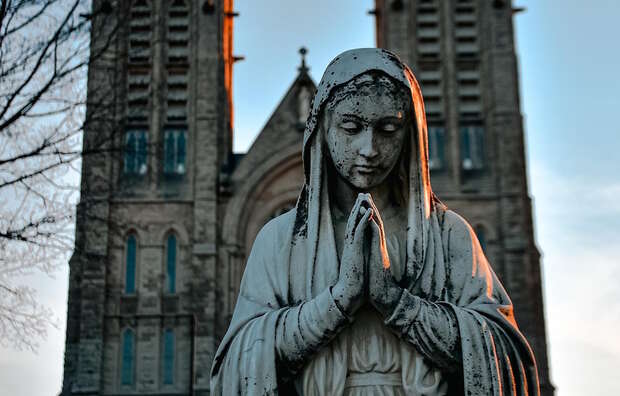 Nowe przepisy uderzą w wolność religijną Kanadyjczyków? / autor: Pixabay/Nourabiad