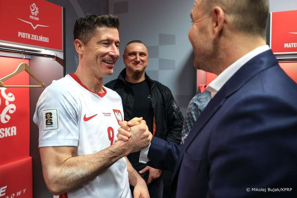 Prezydent Karol Nawrocki i Robert Lewandowski / autor: Mikołaj Bujak/KPRP